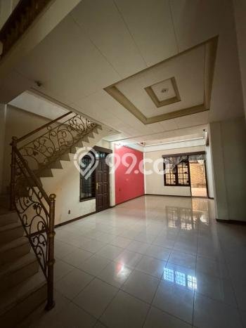 Rumah Mewah LB 300m2 Siap Pakai Desain Elegan di Pondok Bambu, Jakarta Timur Rumah Mewah LB 300m2 Siap Pakai Desain Elegan di Pondok Bambu, Jakarta Timur