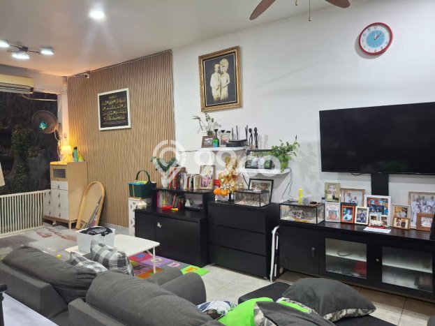 For Sale Hunian Rumah Terawat 5 KT di Jatimelati, Bekasi For Sale Hunian Rumah Terawat 5 KT di Jatimelati, Bekasi
