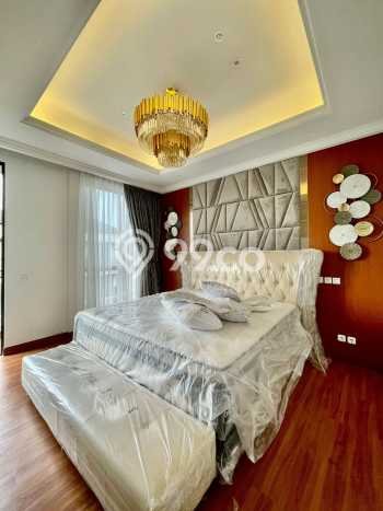 Rumah Luxury Modern Siap Huni di BSD Tangerang Rumah Luxury Modern Siap Huni di BSD Tangerang