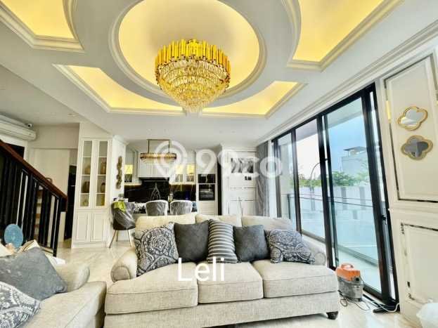 Rumah Luxury Modern Siap Huni di BSD Tangerang Rumah Luxury Modern Siap Huni di BSD Tangerang