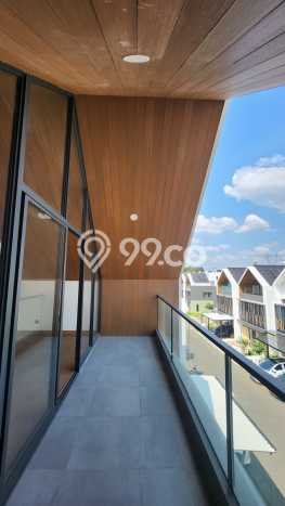 Ready to Use! Luxury House LT 96m2 Desain Modern di Summarecon Serpong Ready to Use! Luxury House LT 96m2 Desain Modern di Summarecon Serpong