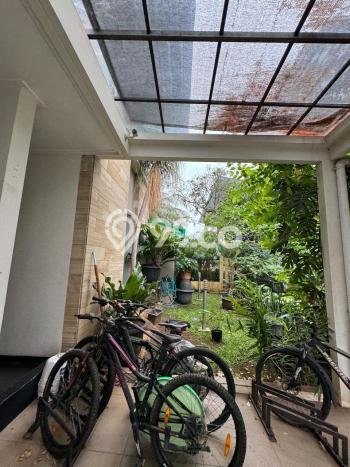Rumah Elit LB 300m2 Siap Pakai Desain Elegan di BSD City, Tangerang Rumah Elit LB 300m2 Siap Pakai Desain Elegan di BSD City, Tangerang