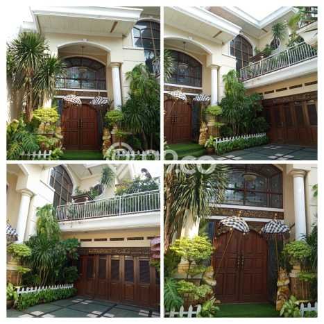 For Sale! Luxury House LT 340m2 Desain Elegan di Kemang For Sale! Luxury House LT 340m2 Desain Elegan di Kemang