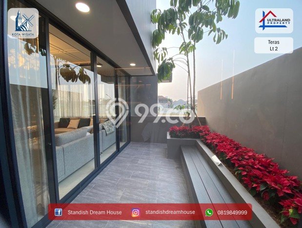 Rumah Elit LB 435m2 Siap Pakai Desain Elegan di Kota Wisata, Bogor Rumah Elit LB 435m2 Siap Pakai Desain Elegan di Kota Wisata, Bogor