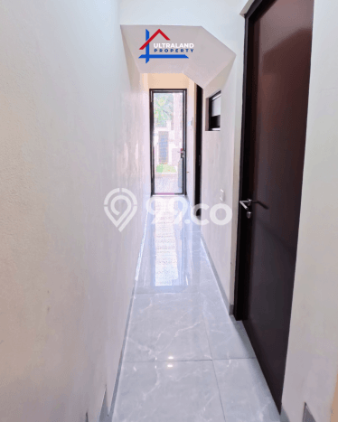Rumah Elit LB 149m2 Siap Pakai Desain Elegan di Kota Wisata, Bogor Rumah Elit LB 149m2 Siap Pakai Desain Elegan di Kota Wisata, Bogor
