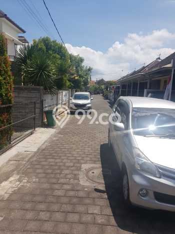 Rumah 3 KT 2 KM di Area , Denpasar Rumah 3 KT 2 KM di Area , Denpasar