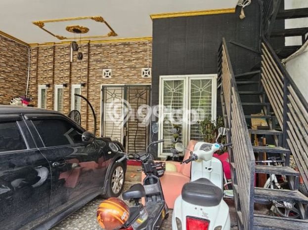 Dijual Rumah Premium dengan Fasilitas Sekitar Lengkap di Kramat Jati, Jakarta Timur Dijual Rumah Premium dengan Fasilitas Sekitar Lengkap di Kramat Jati, Jakarta Timur