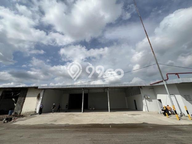 Disewakan Gudang di Pusat Kota Tangerang Ramai Strategis Disewakan Gudang di Pusat Kota Tangerang Ramai Strategis
