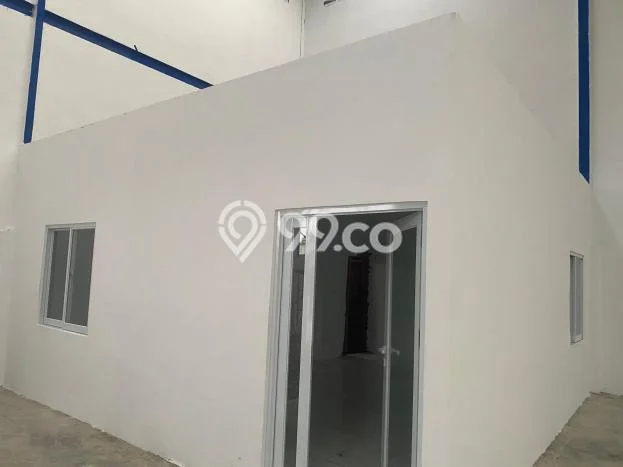 Disewakan Gudang komersial di Tangerang luas bangunan 1800m2 Disewakan Gudang komersial di Tangerang luas bangunan 1800m2