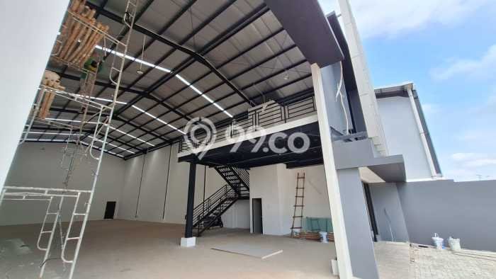 Unit Gudang Paling Strategis di Legok Tangerang dengan LB 392m2 Unit Gudang Paling Strategis di Legok Tangerang dengan LB 392m2