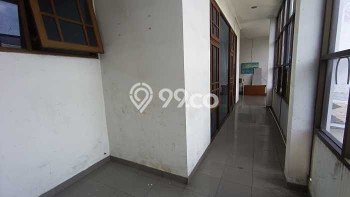 Dijual Rumah Premium dengan Fasilitas Sekitar Komplit di Kembangan, Jakarta Barat Dijual Rumah Premium dengan Fasilitas Sekitar Komplit di Kembangan, Jakarta Barat
