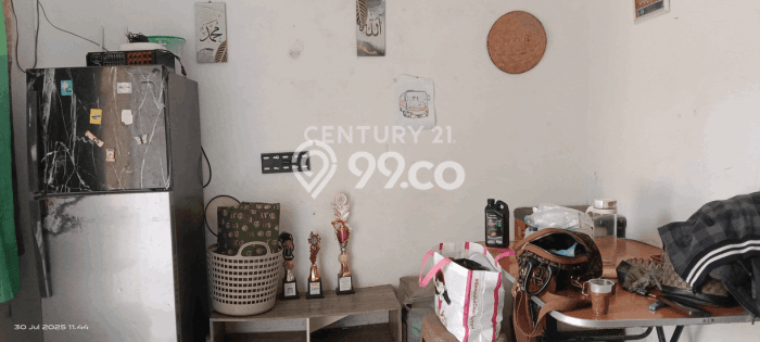 KESEMPATAN EMAS! Rumah di Curug, Serang, Luas 60m2m² Bangunan 40m2m² KESEMPATAN EMAS! Rumah di Curug, Serang, Luas 60m2m² Bangunan 40m2m²