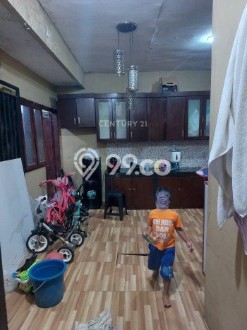 Rumah Strategis Modern Lb 132m2 di Jagakarsa, Jakarta Selatan Rumah Strategis Modern Lb 132m2 di Jagakarsa, Jakarta Selatan