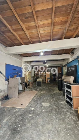Gudang Dijual Lokasi Emas di Oebobo Luas 100m2 Gudang Dijual Lokasi Emas di Oebobo Luas 100m2