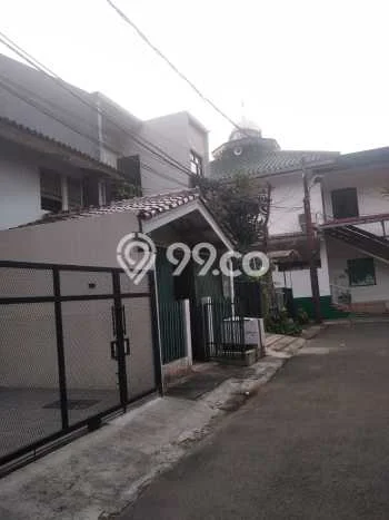 Rumah Luas Asri 3 KT Siap Huni di Pondok Kelapa Jakarta Timur Rumah Luas Asri 3 KT Siap Huni di Pondok Kelapa Jakarta Timur