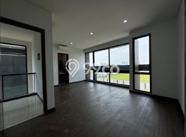 Rumah di BSD, Dekat Mall, 4 KT Rumah di BSD, Dekat Mall, 4 KT
