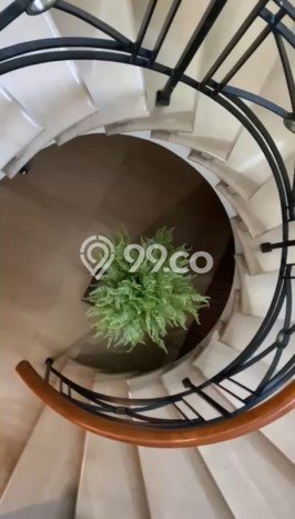 Rumah Elit Modern Tanpa Renovasi di Puri Indah Jakarta Barat Rumah Elit Modern Tanpa Renovasi di Puri Indah Jakarta Barat