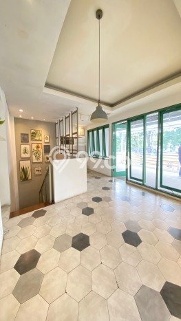 Dijual Rumah Mewah Megah Dengan View Cantik di Setiabudi, Bandung Dijual Rumah Mewah Megah Dengan View Cantik di Setiabudi, Bandung