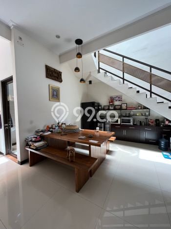 For Sale! Premium House LT 250m2 Desain Elegan di Taman Kopo Indah For Sale! Premium House LT 250m2 Desain Elegan di Taman Kopo Indah