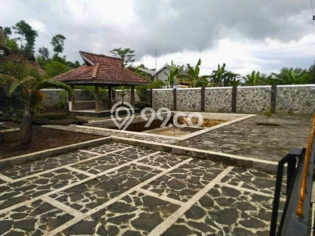 Jual Rumah Bagus Siap Huni LB 280m2 di Sumedang Utara, Sumedang Jual Rumah Bagus Siap Huni LB 280m2 di Sumedang Utara, Sumedang