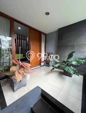 Rumah Mewah Siap Huni LT 373m2 di Astanaanyar, Bandung Rumah Mewah Siap Huni LT 373m2 di Astanaanyar, Bandung