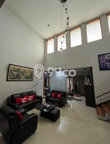 Rumah Mewah Siap Huni LT 373m2 di Astanaanyar, Bandung Rumah Mewah Siap Huni LT 373m2 di Astanaanyar, Bandung