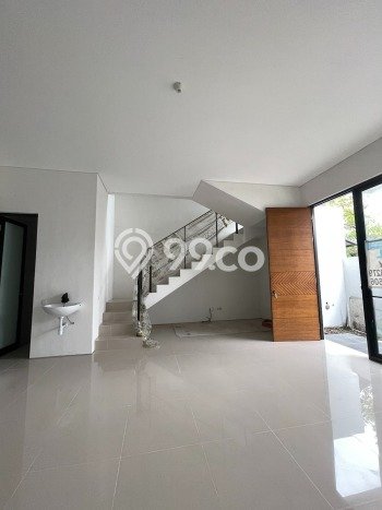 Rumah Luas Asri 4 KT Siap Pakai di Pondok Tjandra Sidoarjo Rumah Luas Asri 4 KT Siap Pakai di Pondok Tjandra Sidoarjo
