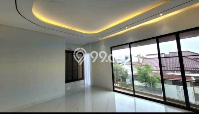 Rumah Elit LB 450m2 Siap Huni Desain Elegan di Manyar, Surabaya Rumah Elit LB 450m2 Siap Huni Desain Elegan di Manyar, Surabaya