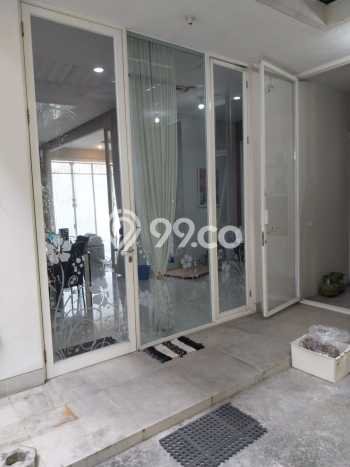 Rumah sewa siap pakai 3 KT di Pakuwon Indah, Surabaya Rumah sewa siap pakai 3 KT di Pakuwon Indah, Surabaya