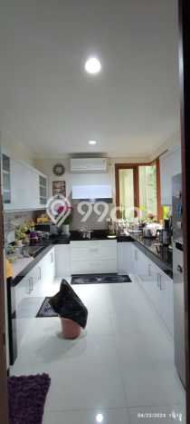Hunian Elit LB 344m2 Siap Pakai Desain Elegan di Graha, Surabaya Hunian Elit LB 344m2 Siap Pakai Desain Elegan di Graha, Surabaya