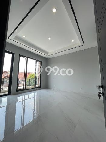Hunian Mewah LB 26000m2 Siap Pakai Desain Elegan di Citraland, Surabaya Hunian Mewah LB 26000m2 Siap Pakai Desain Elegan di Citraland, Surabaya