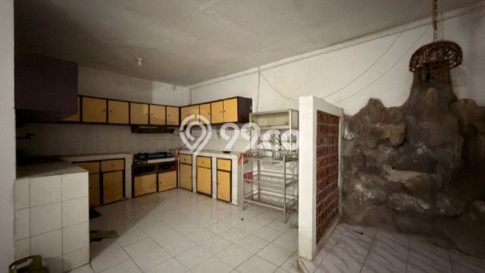 Jual Rumah Favorit Siap Huni LB 150m2 di Rungkut, Surabaya Jual Rumah Favorit Siap Huni LB 150m2 di Rungkut, Surabaya