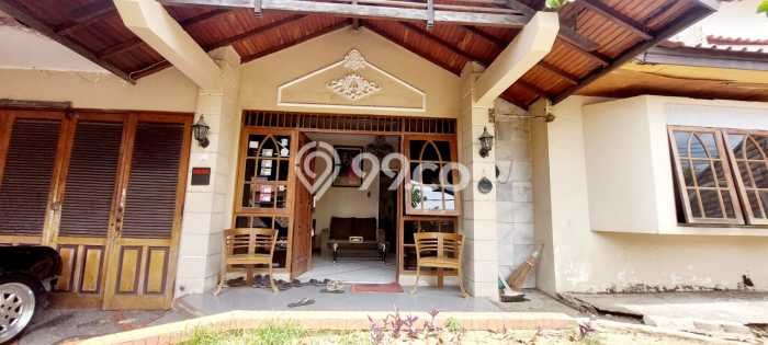 Dijual Rumah Premium dengan Fasilitas Sekitar Komplit di Tenggilis Mejoyo, Surabaya Dijual Rumah Premium dengan Fasilitas Sekitar Komplit di Tenggilis Mejoyo, Surabaya