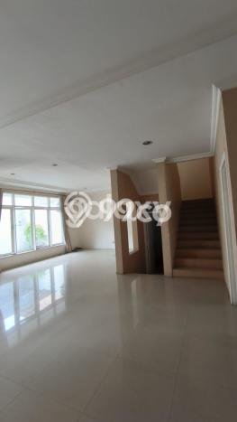 For Sale! Premium House LT 240m2 Desain Elegan di Citraland For Sale! Premium House LT 240m2 Desain Elegan di Citraland