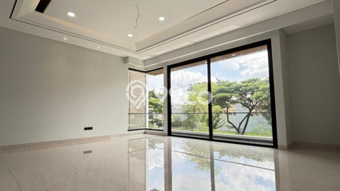 Jual Rumah Luas Megah Dengan View Cantik di Citraland, Surabaya Jual Rumah Luas Megah Dengan View Cantik di Citraland, Surabaya