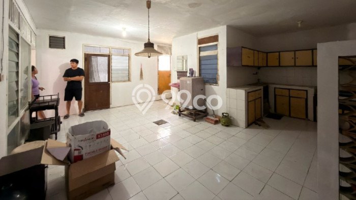Jual Rumah Favorit Siap Huni LB 150m2 di Rungkut, Surabaya Jual Rumah Favorit Siap Huni LB 150m2 di Rungkut, Surabaya