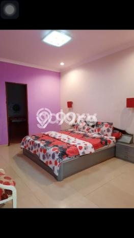 Rumah Luxury Modern Siap Huni di Pakuwon City Surabaya Rumah Luxury Modern Siap Huni di Pakuwon City Surabaya