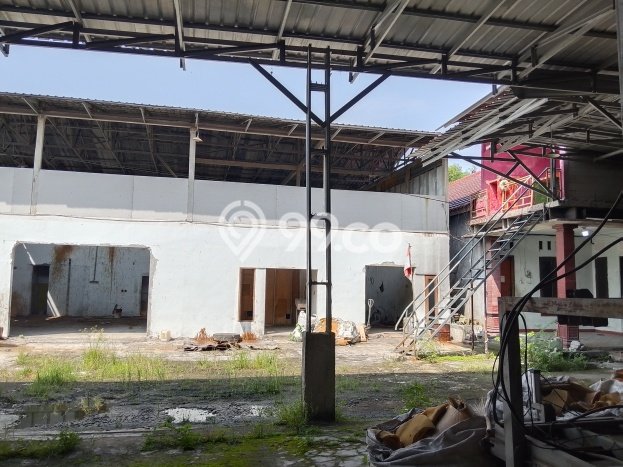 Lokasi Strategis! Dijual Gudang Bisnis di Sepatan Timur, Tangerang Kondisi Bagus Lokasi Strategis! Dijual Gudang Bisnis di Sepatan Timur, Tangerang Kondisi Bagus