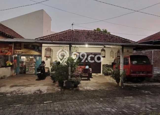 Tanah untuk Dijual Lokasi Banyumanik, Semarang Luas 782m2 SHM Tanah untuk Dijual Lokasi Banyumanik, Semarang Luas 782m2 SHM