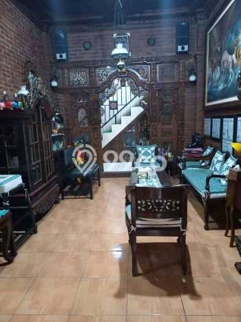 Rumah Modern Cantik 5 Kamar Siap Huni di Semarang Selatan Rumah Modern Cantik 5 Kamar Siap Huni di Semarang Selatan