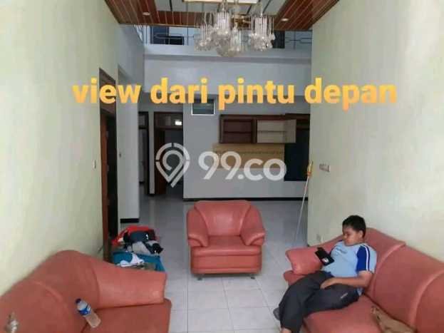 Rumah Modern Cantik 4 Kamar Siap Huni di Semarang Timur Rumah Modern Cantik 4 Kamar Siap Huni di Semarang Timur