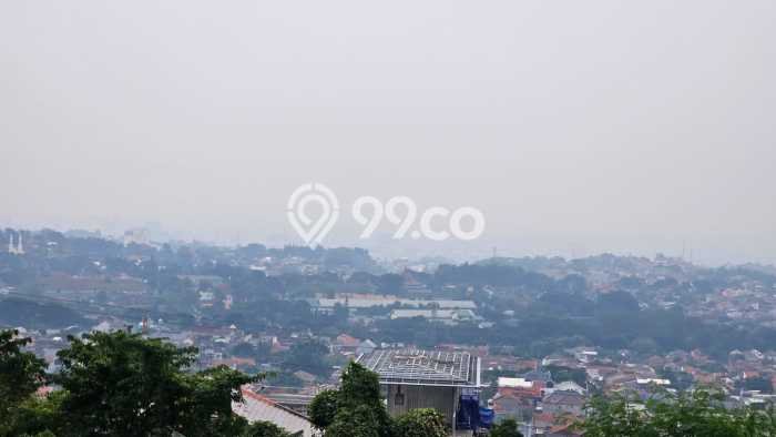 Siap Huni Rumah Mewah 11 Kamar di Banyumanik Dekat ke Mana Saja Siap Huni Rumah Mewah 11 Kamar di Banyumanik Dekat ke Mana Saja