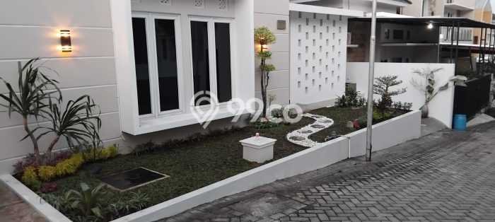 For Sale Rumah 3 Kamar Lokasi Strategis Nyaman dan Strategis di Banyumanik For Sale Rumah 3 Kamar Lokasi Strategis Nyaman dan Strategis di Banyumanik