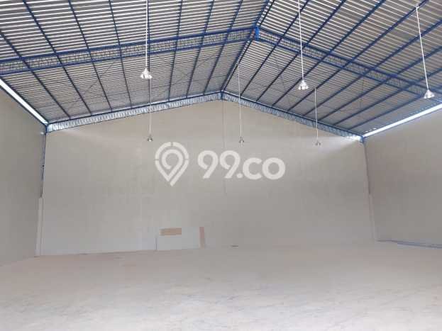 INVESTASI MENGUNTUNGKAN! Gudang Kawasan Semarang Barat, Luas 400m2m², Potensi Profit Tinggi INVESTASI MENGUNTUNGKAN! Gudang Kawasan Semarang Barat, Luas 400m2m², Potensi Profit Tinggi