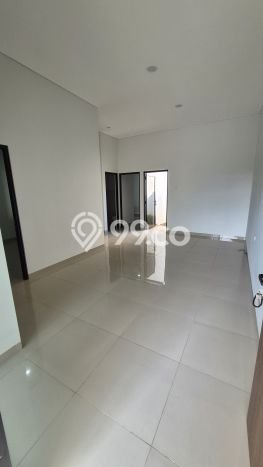 Dijual Rumah 3 Kamar Lokasi Ideal Bagus dan Strategis di Banyumanik Dijual Rumah 3 Kamar Lokasi Ideal Bagus dan Strategis di Banyumanik