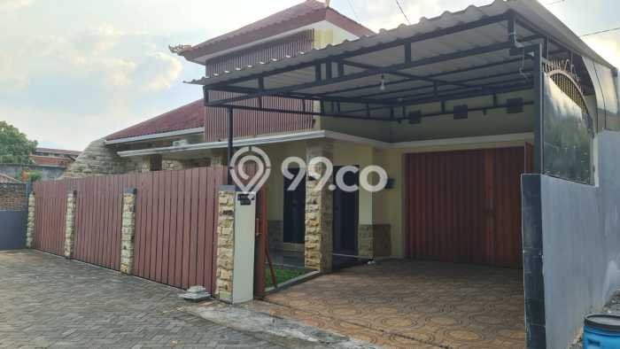 Rumah Mewah Dijual LT 300m2 di Tembalang, Semarang Rumah Mewah Dijual LT 300m2 di Tembalang, Semarang