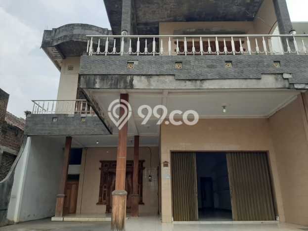For Sale Rumah Mewah Exclusive di Ngaliyan, Semarang For Sale Rumah Mewah Exclusive di Ngaliyan, Semarang
