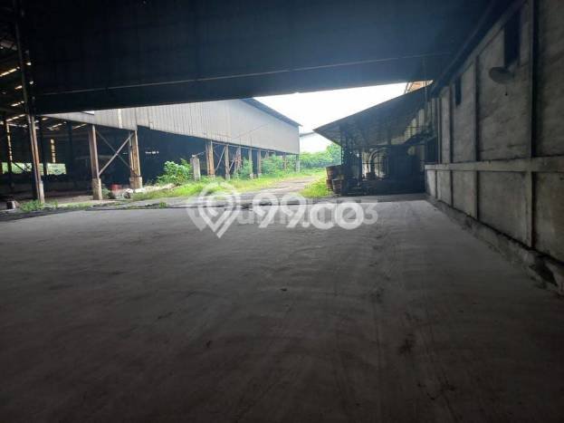 Unit Gudang Disewakan di Jatimulya di Area Ramai & Strategis Unit Gudang Disewakan di Jatimulya di Area Ramai & Strategis