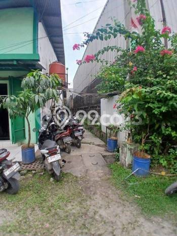 Disewakan Gudang komersial di Bekasi Selatan luas bangunan 1000m2 Disewakan Gudang komersial di Bekasi Selatan luas bangunan 1000m2