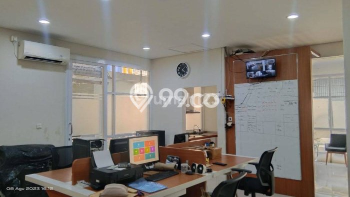 FOR SALE! Gudang di Bekasi Barat Bekasi, LT 1921m2, LB 900m2 FOR SALE! Gudang di Bekasi Barat Bekasi, LT 1921m2, LB 900m2